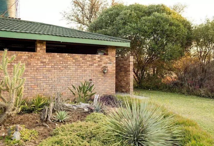 Woodlands Stop Over And Lodge