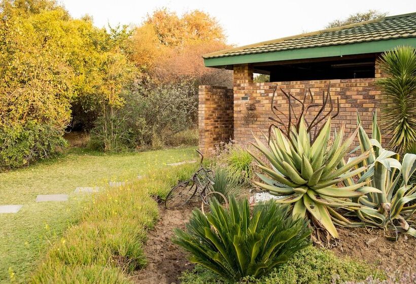 Woodlands Stop Over And Lodge