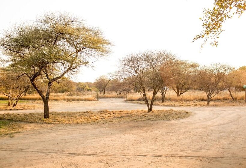 Woodlands Stop Over And Lodge