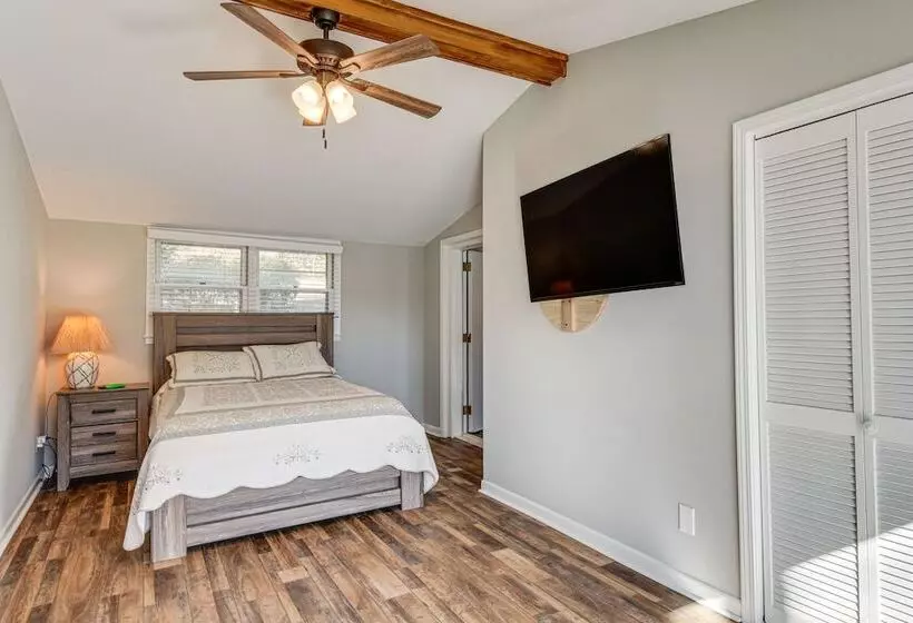 Anderson Home W/ Dock & Patio Near Clemson U!