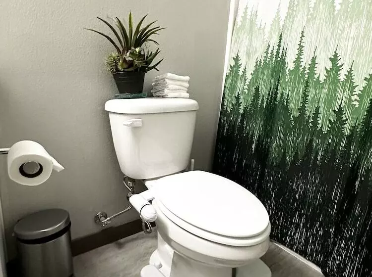 Aamiaismajoitus (B&B) Central Tacoma Homestay  Private Room