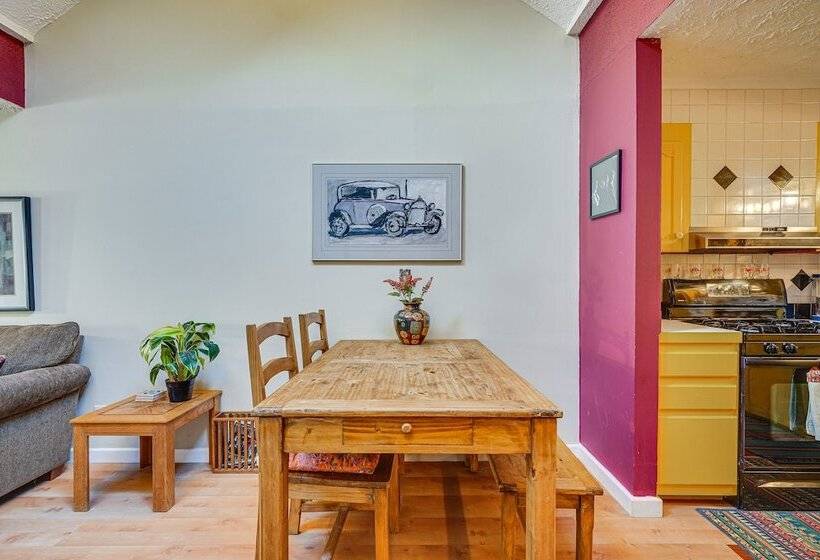 Central Bisbee Home, 1 Mi To Copper Queen Mine!