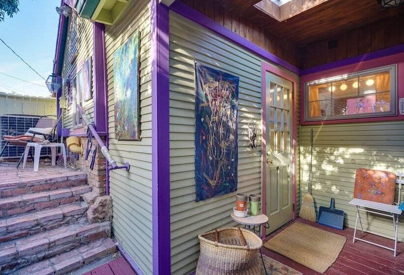 Central Bisbee Home, 1 Mi To Copper Queen Mine!