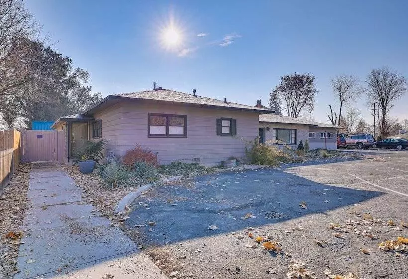 Charming Nampa Retreat W/ Patio: 20 Mi To Boise!