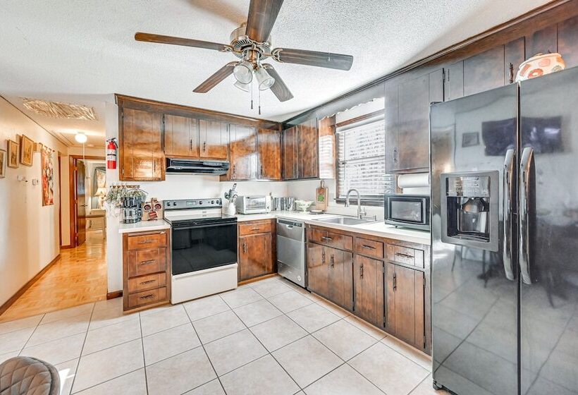 Charming Windsor Home W/ Private Backyard!