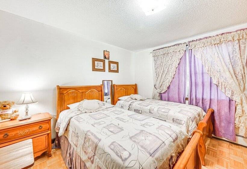 Charming Windsor Home W/ Private Backyard!