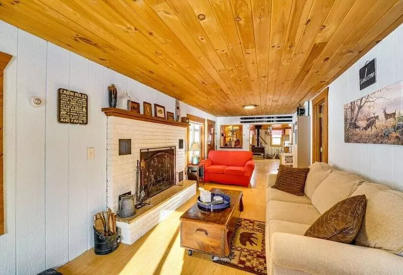 Pet Friendly Irons Cottage W/ Fire Pit & Fireplace