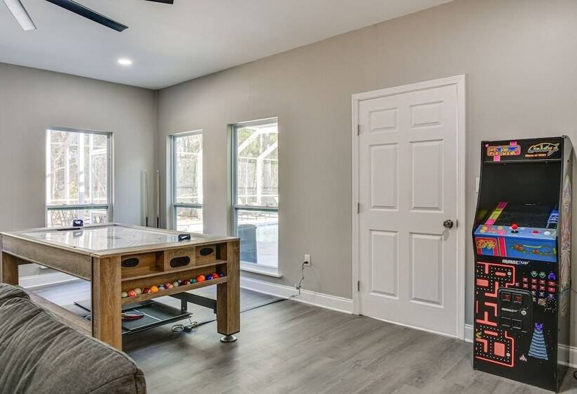 Family Friendly Ponchatoula Home W/ Private Pool!