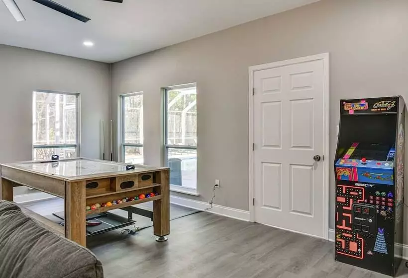 Family Friendly Ponchatoula Home W/ Private Pool!