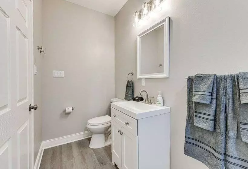 Family Friendly Ponchatoula Home W/ Private Pool!