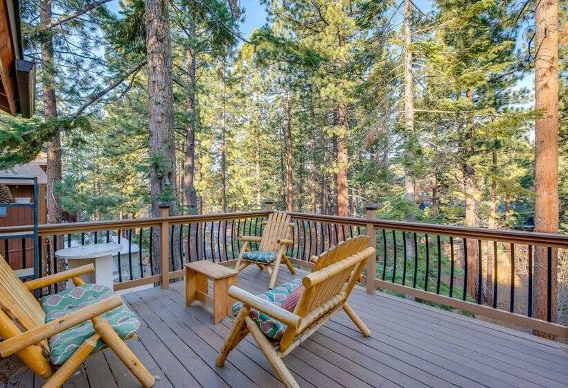 Family Friendly Stateline Home: Close To Trails!