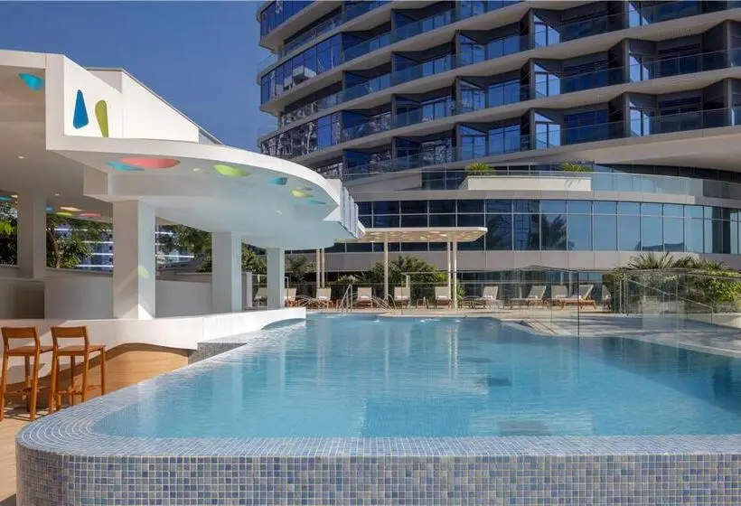 Hilton Dubai Creek Hotel & Residences