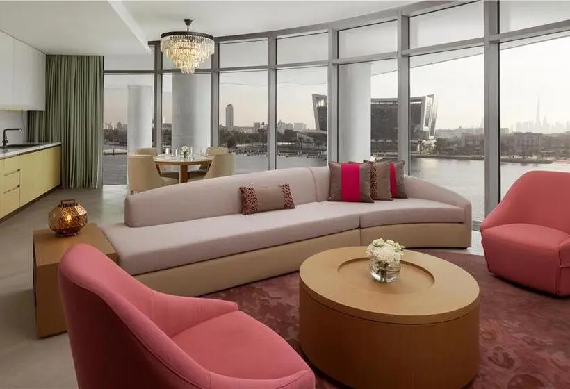 Hilton Dubai Creek Hotel & Residences