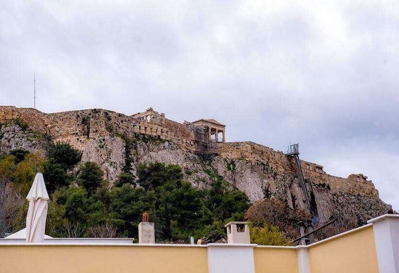 هتل Athens Muses Suites