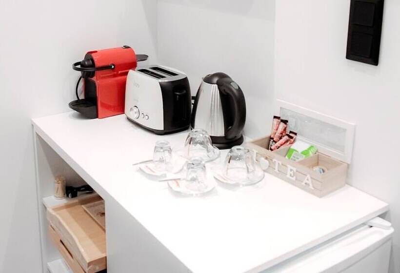 هتل Athens Muses Suites