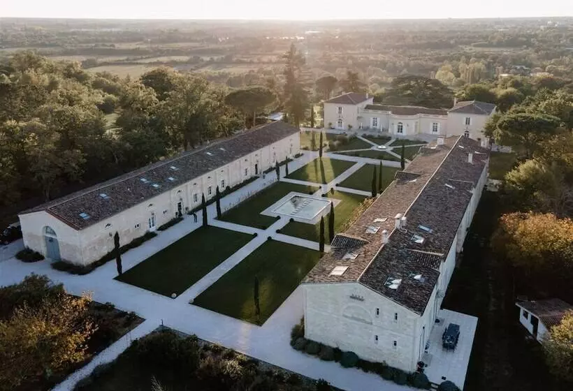 Hotelli Château Gassies