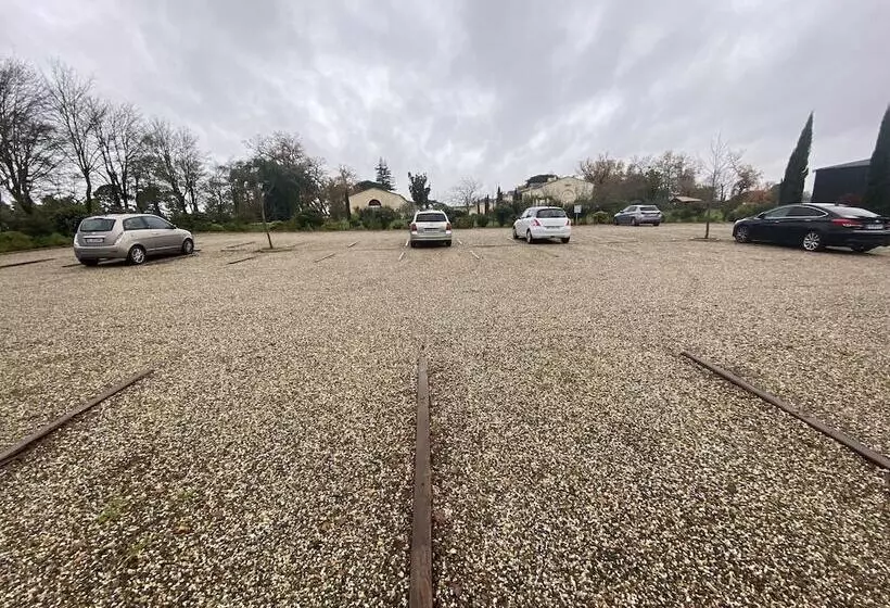 Hotelli Château Gassies