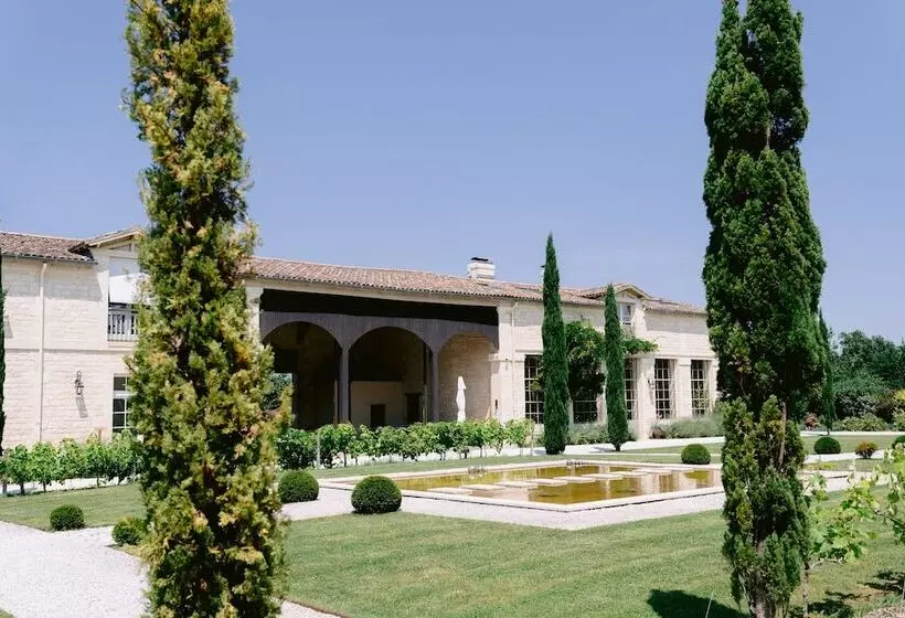 Hotelli Château Gassies