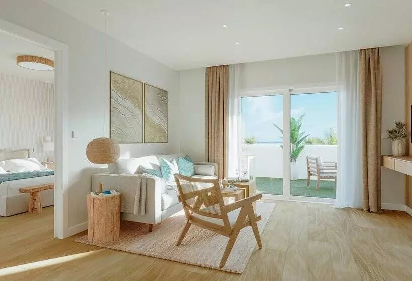 Hotelli Punta Candor Suites