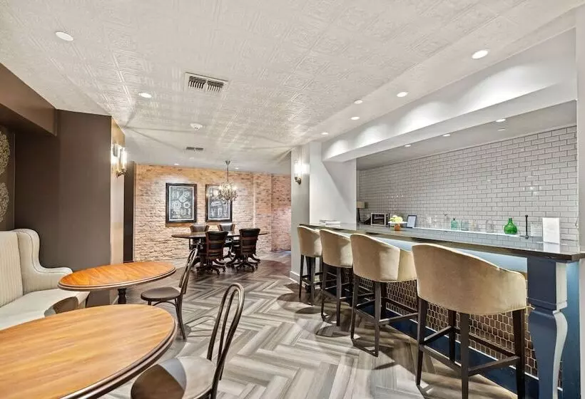 هتل The Maverick, Powered By Placemakr   River Walk