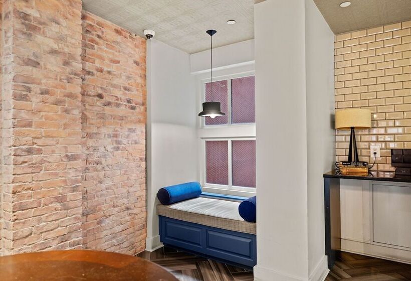 בית מלון כפרי The Maverick, Powered By Placemakr   River Walk