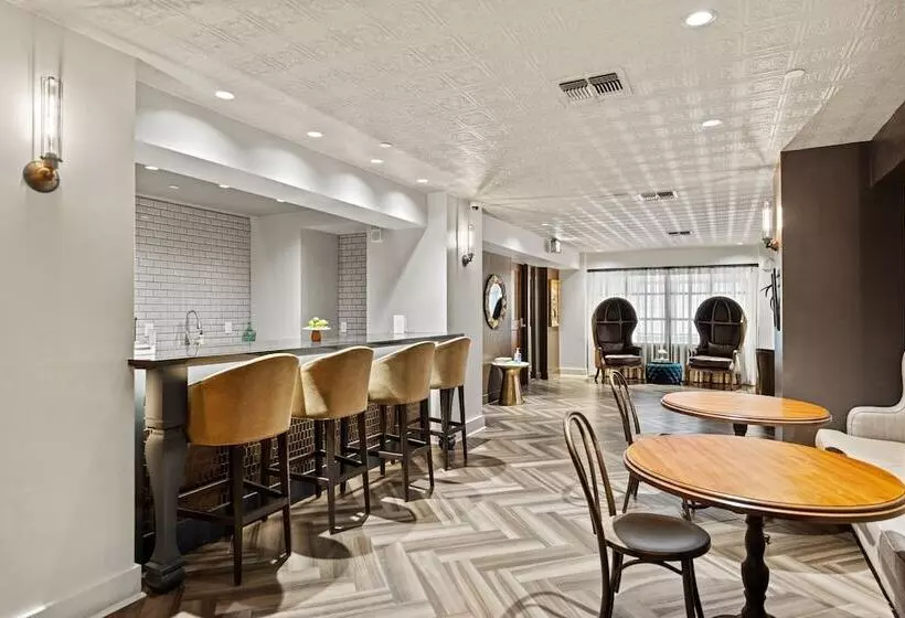 هتل The Maverick, Powered By Placemakr   River Walk