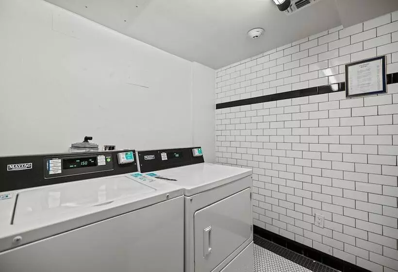 هتل The Maverick, Powered By Placemakr   River Walk