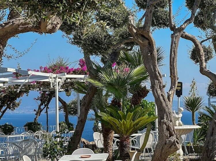酒店 Villa Lubrense Sorrento