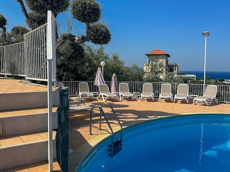 酒店 Villa Lubrense Sorrento