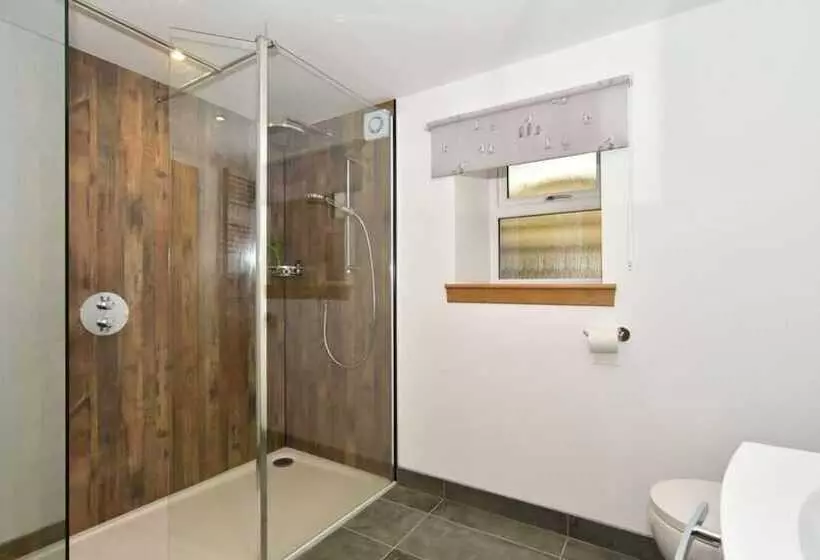 2bed Cottage Johnshaven   Family Friendy