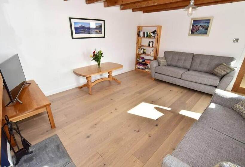 2bed Cottage Johnshaven   Family Friendy