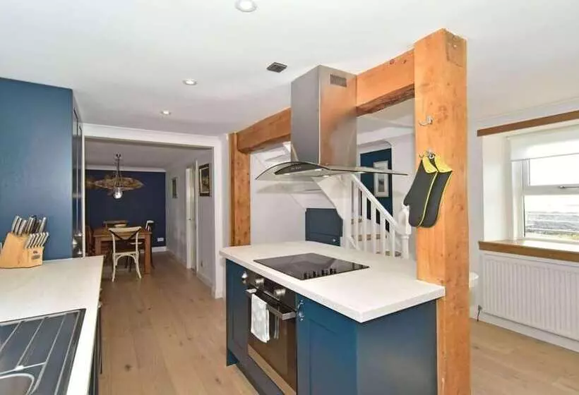 2bed Cottage Johnshaven   Family Friendy