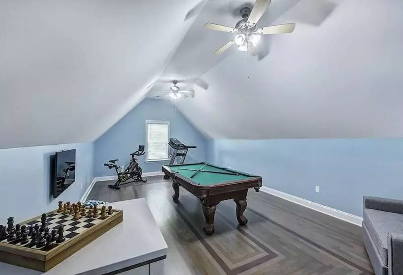 Laid Back Lake Life By Avantstay Waterfront View