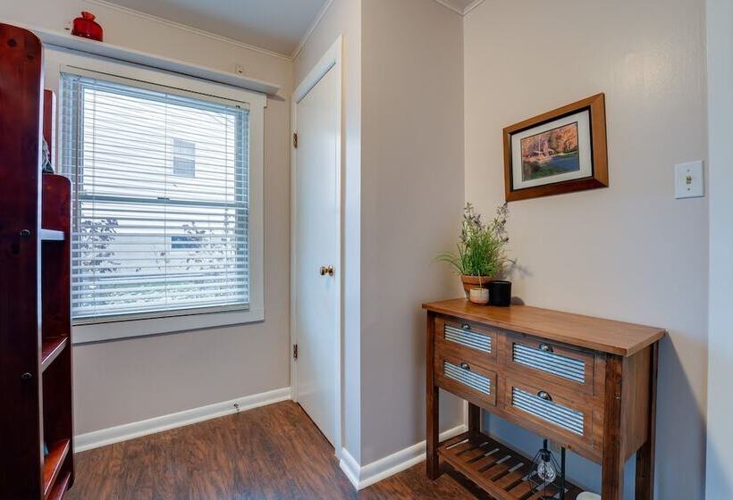 Lakefront Paw Paw Cottage W/ Boats & 2 Docks!