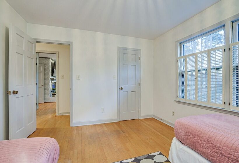 Lakefront Raleigh Home W/ Deck: 12 Mi To Downtown!