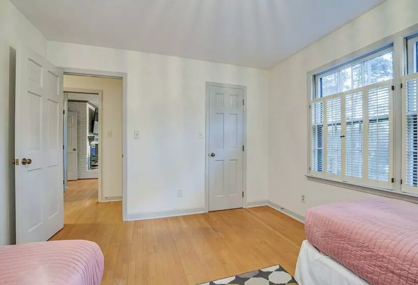 Lakefront Raleigh Home W/ Deck: 12 Mi To Downtown!