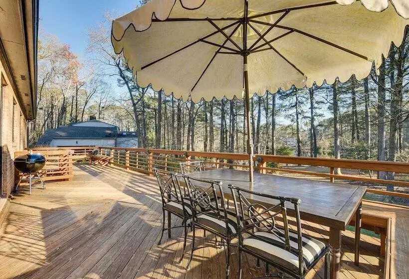 Lakefront Raleigh Home W/ Deck: 12 Mi To Downtown!