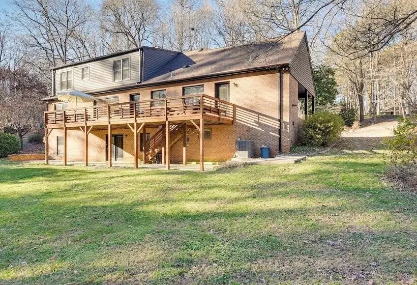 Lakefront Raleigh Home W/ Deck: 12 Mi To Downtown!