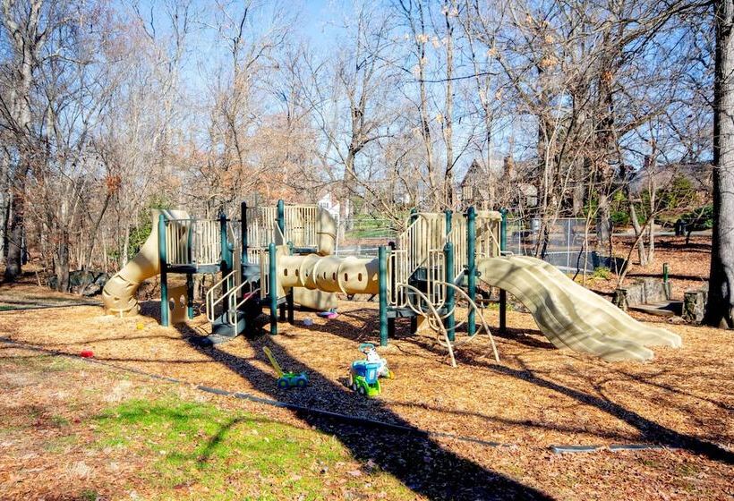 Laptop Friendly Greensboro Home W/ Fireplace!