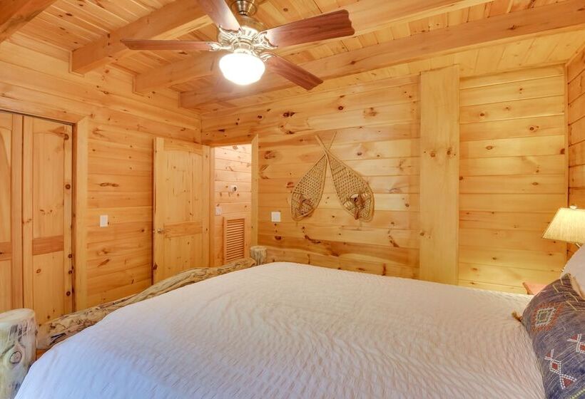 Luxurious Mountain Cabin W/ Chestatee River Access