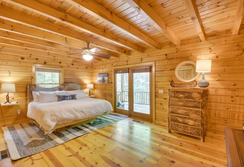 Luxurious Mountain Cabin W/ Chestatee River Access
