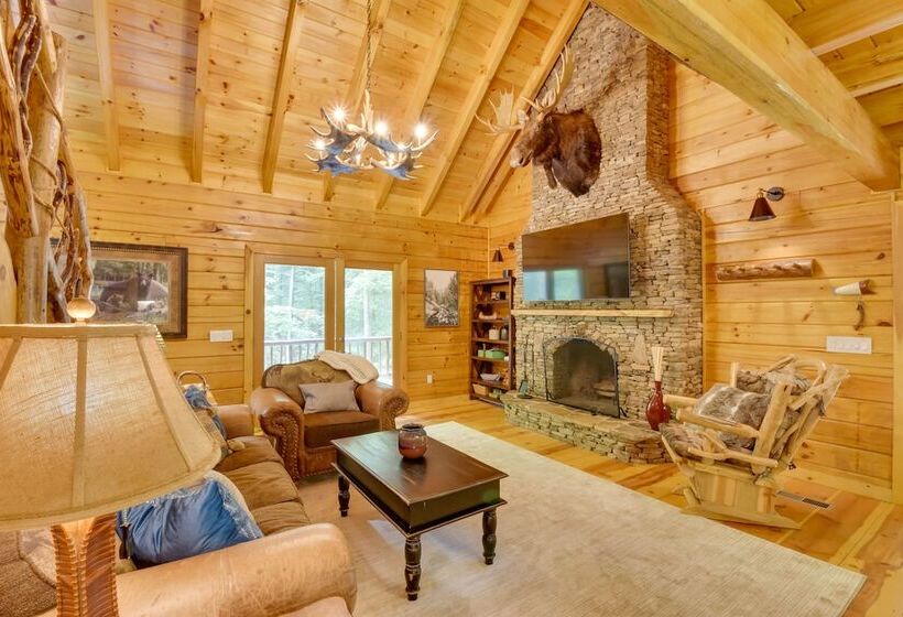Luxurious Mountain Cabin W/ Chestatee River Access