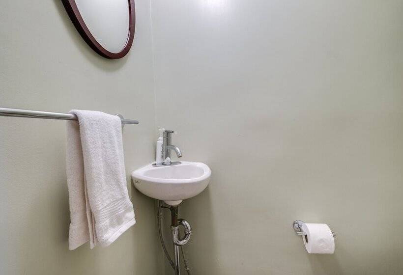 2 Mi To National Mall: Modern Dc Home