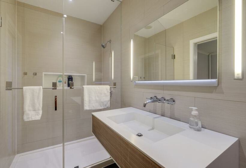 2 Mi To National Mall: Modern Dc Home