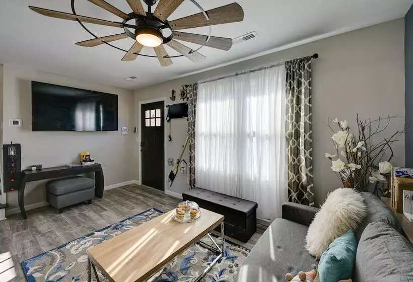 Modern Mount Airy Hideaway W/ Private Backyard!
