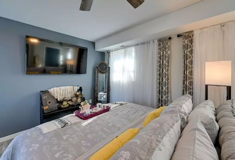 Modern Mount Airy Hideaway W/ Private Backyard!