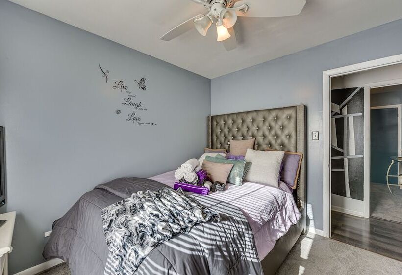 North Carolina Abode W/ Fire Pit, Near Theme Parks