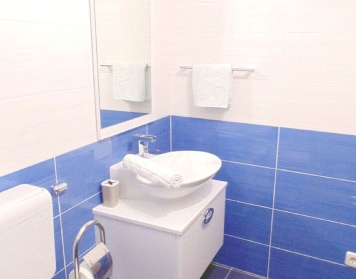 Panzió Peruzovic Rooms 2