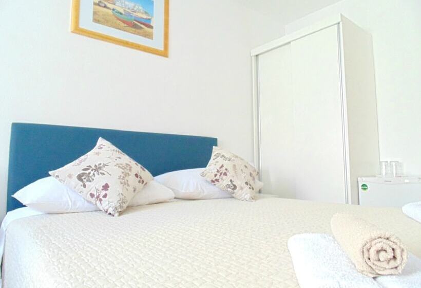 Panzió Peruzovic Rooms 2