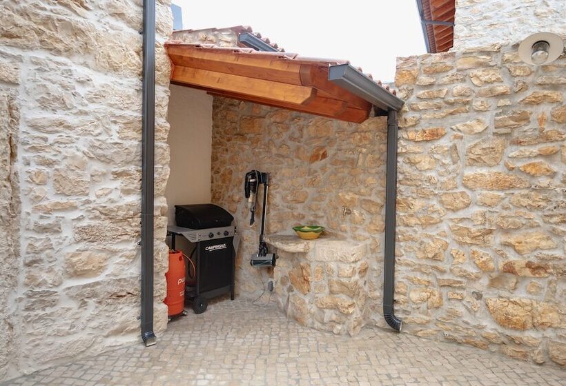 פנסיון Recantos D Almerinda